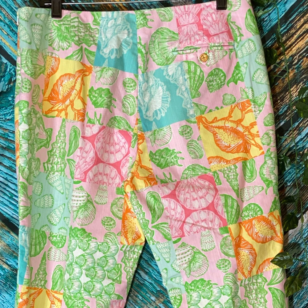 Lilly Pulitzer What The Shell Patch Print Capris - image 8